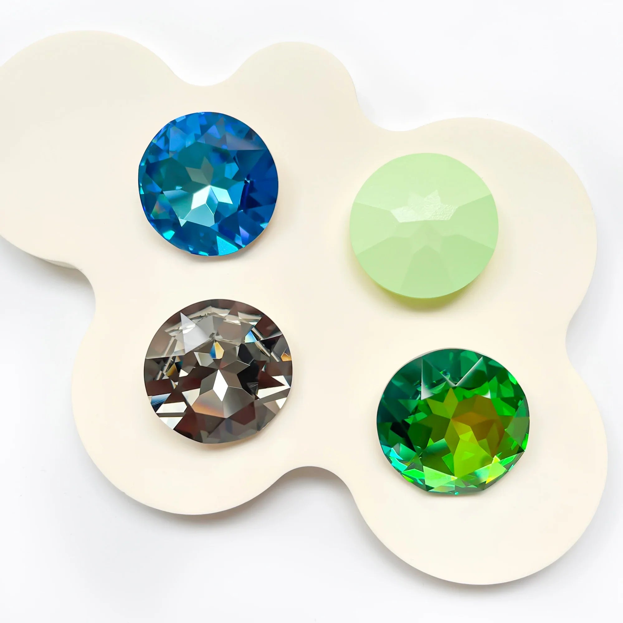 Glam Magnetic Diamond Phone Holder
